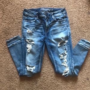 Ripped Skinny Denim Jeggings